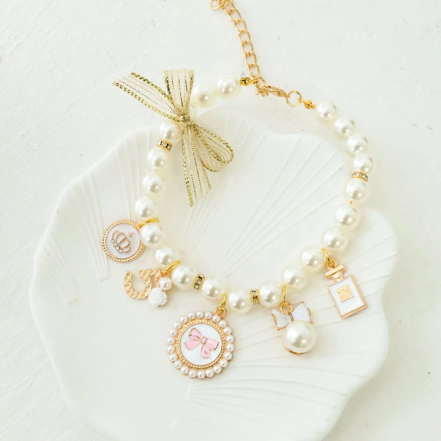Feminine Pet Collar 🩷