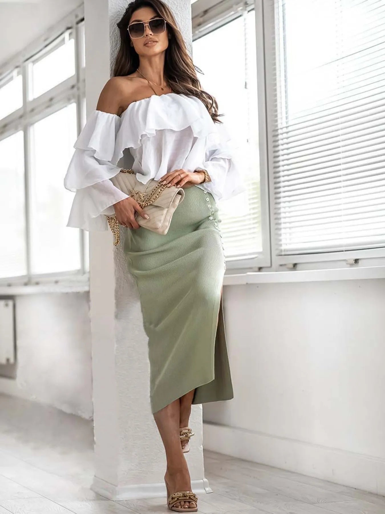 Unique Button Curve Skirt