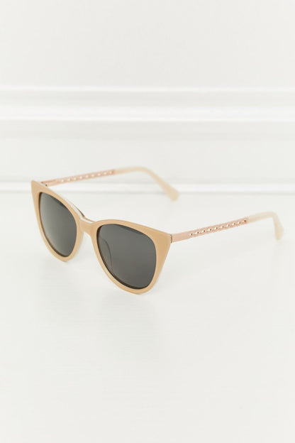 Cat-Eye Frame Sunglasses