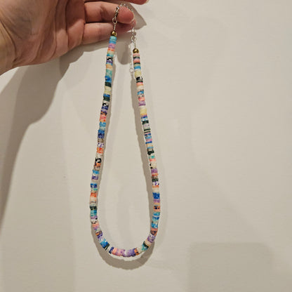 Collier de perles plates en argile