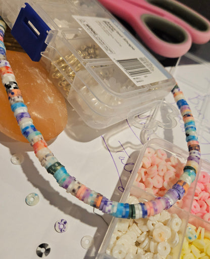 Collier de perles plates en argile
