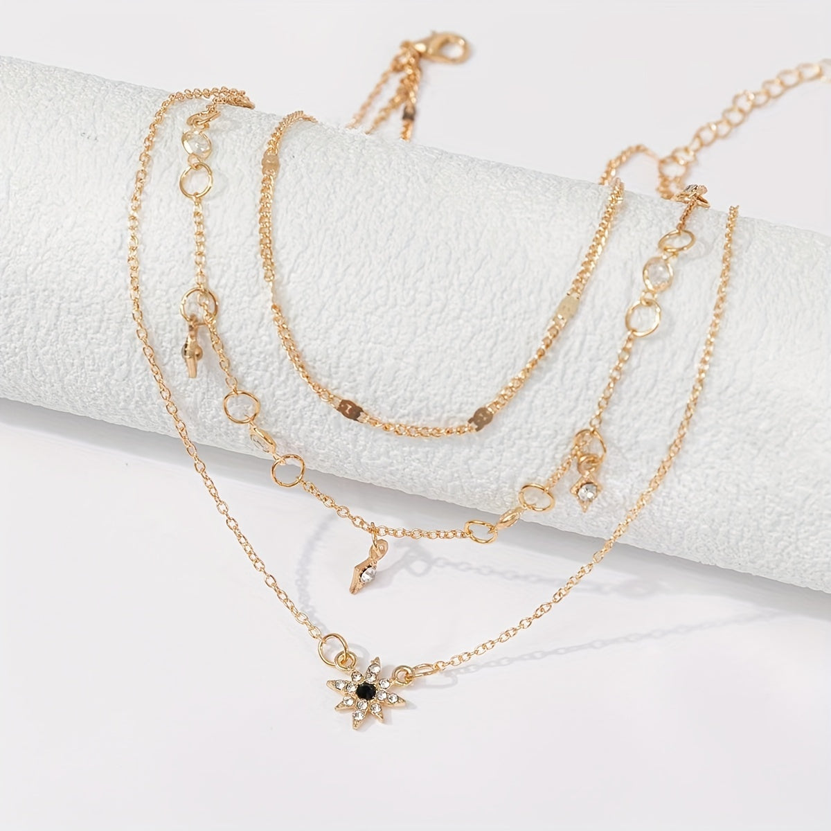 Cute Star Pendant Necklace Golden