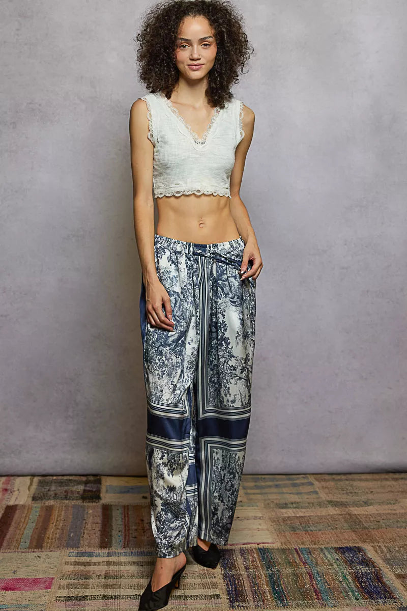 Floral Printed Pants Ivory Navy Floral