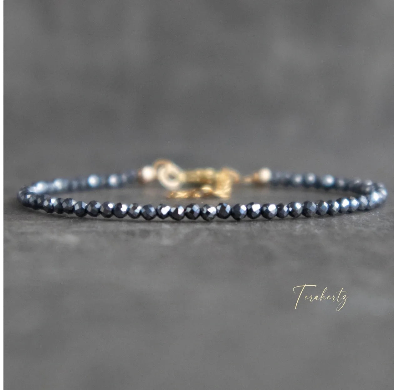 Handmade Metal Crystal Bracelet Terahertz