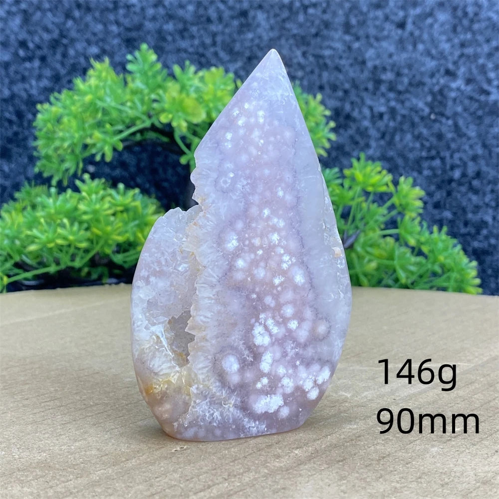 High Quality Agate Crystal 146g