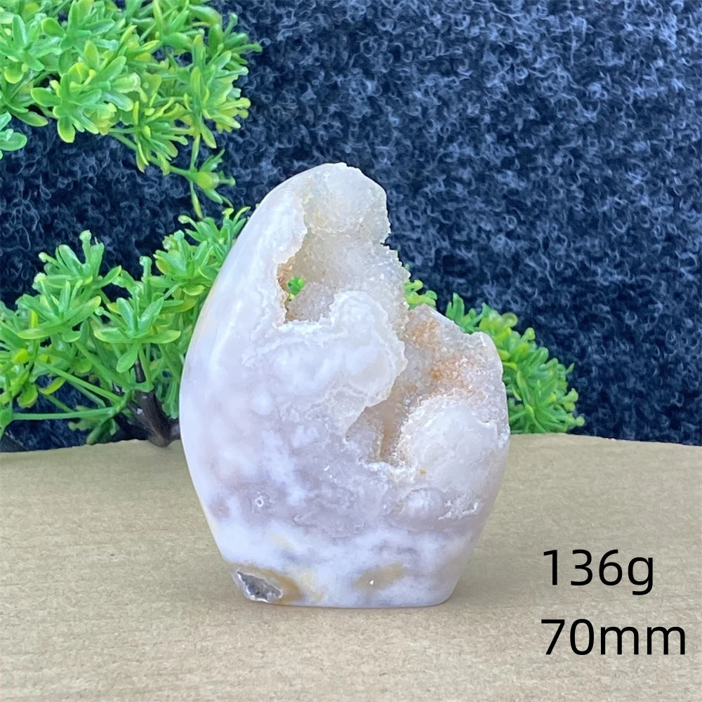 High Quality Agate Crystal 136g