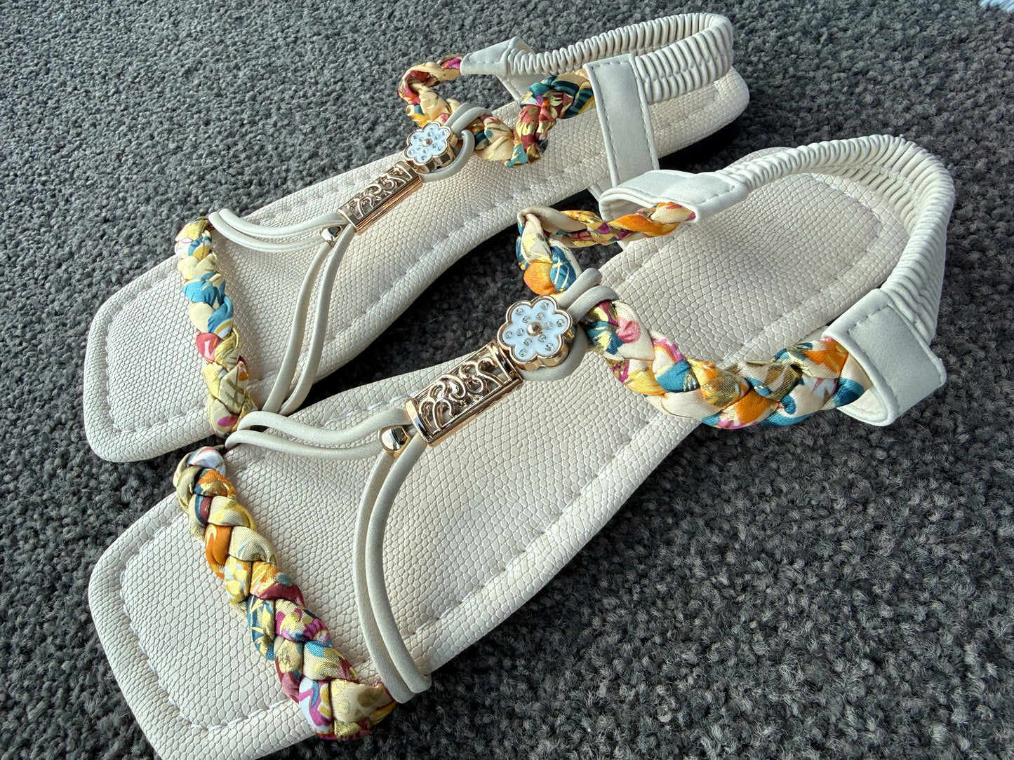 Flat Toe Sandals