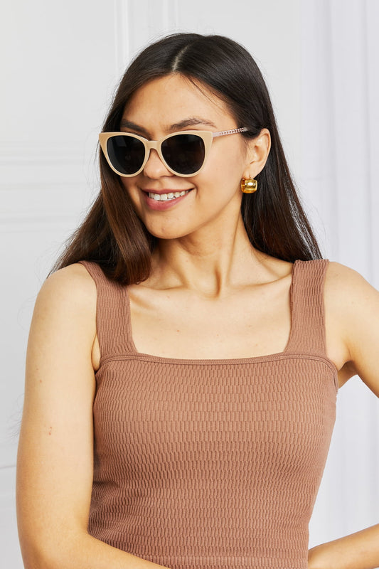 Cat-Eye Frame Sunglasses